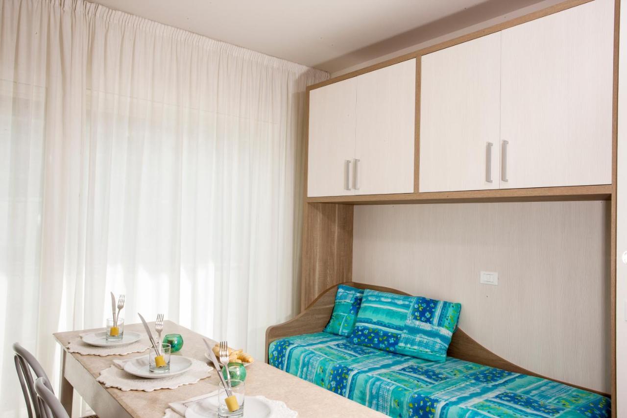 Beach Residence Gabicce Mare Exterior photo
